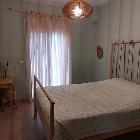 Ferienwohnung Sea Breeze Nea Iraklitsa Exterior foto